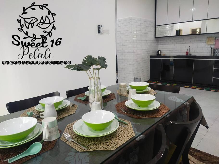 Sweet 16 Pelali Homestay Pengerang Extérieur photo